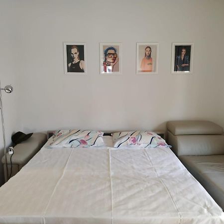 Fully Renovated, Family-Friendly Apartment, Next To A Huge Green Park, In Athens Center Exteriér fotografie